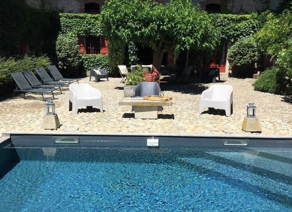 LES ECURIES DU CHÂTEAU